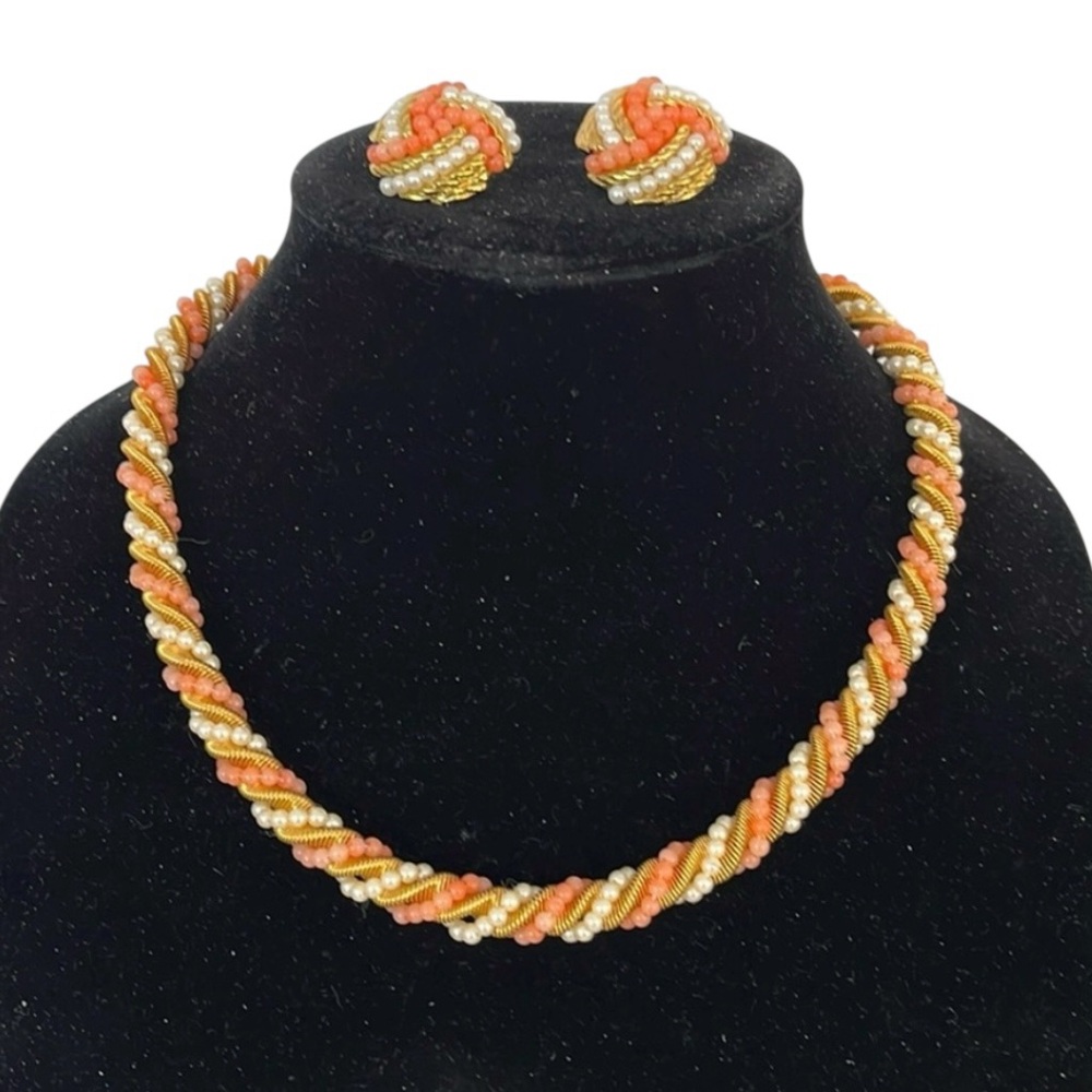 Vtg 80s Twisted Bead Rope Necklace & Earrings Set Gold-Tone, Faux Coral & Pearls - Picture 4 of 16